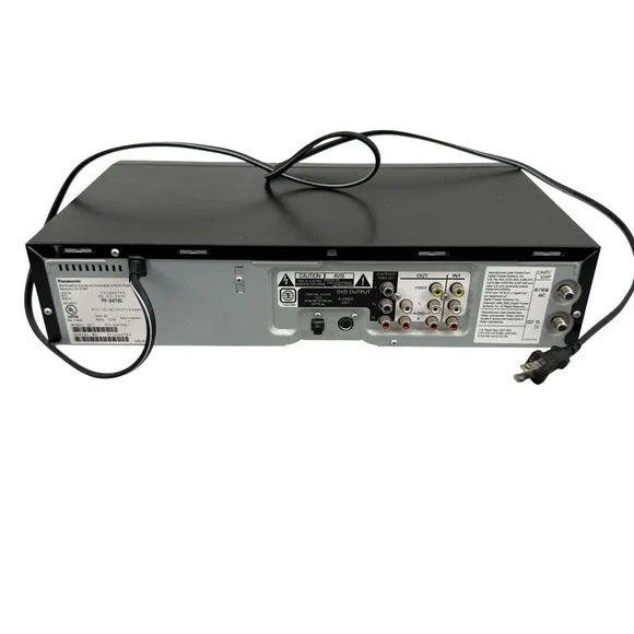 Panasonic PV-D4745 DVD VCR Combo Player 4-Head Hi-Fi Stereo Omnivision Black - Picture 4 of 5